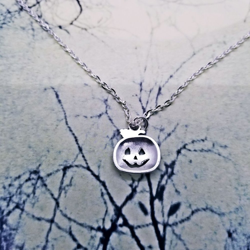 Halloween Jack-O-Lantern Silver Necklace - Picture 3 of 3